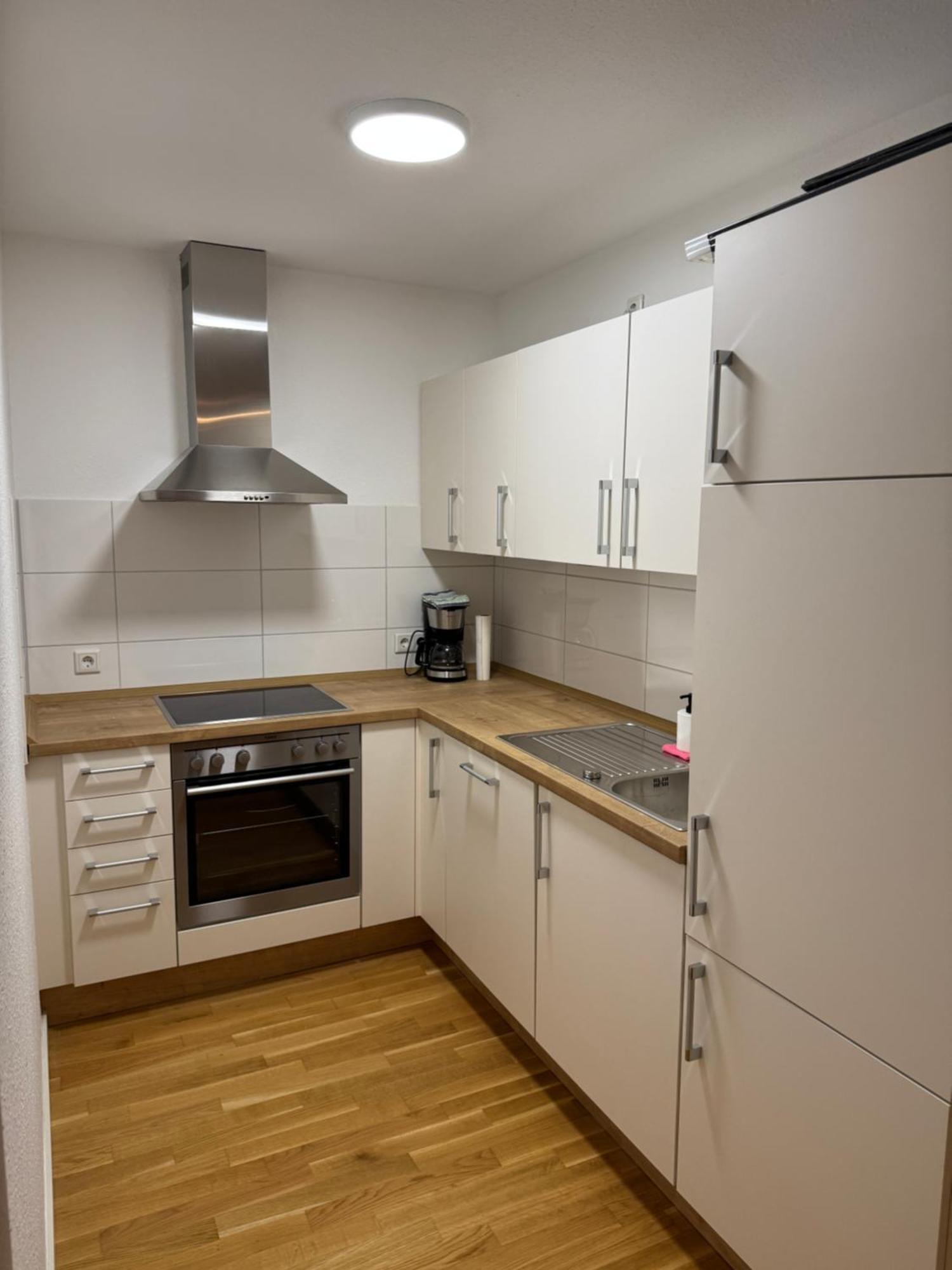 Barrierefreie Wohnung Im Herzen Der Stadt Mit Parkplatz, Wifi Und Tv - Emma Werne Exteriör bild